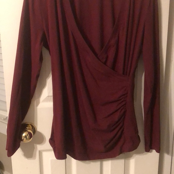 Long sleeve nursing top - Picture 2 of 3